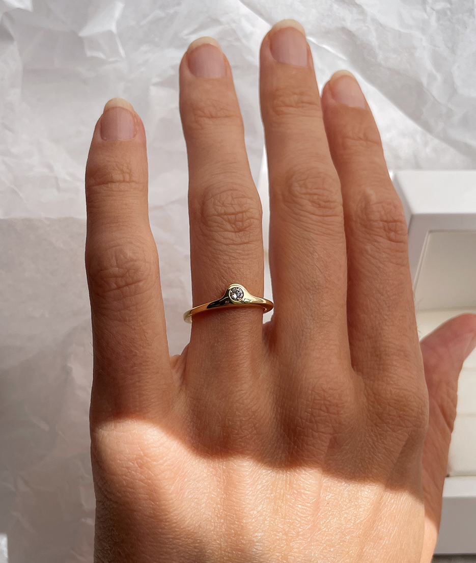 Mini Luna Ring