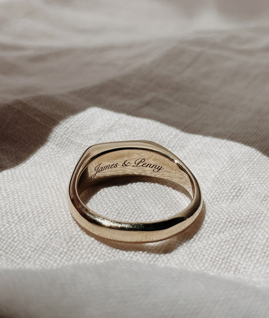 Horizon Small Signet