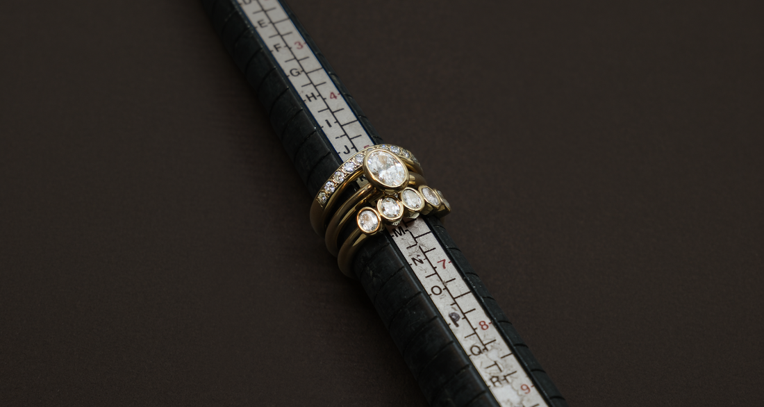 HOW TO CHOOSE AN ENGAGEMENT RING