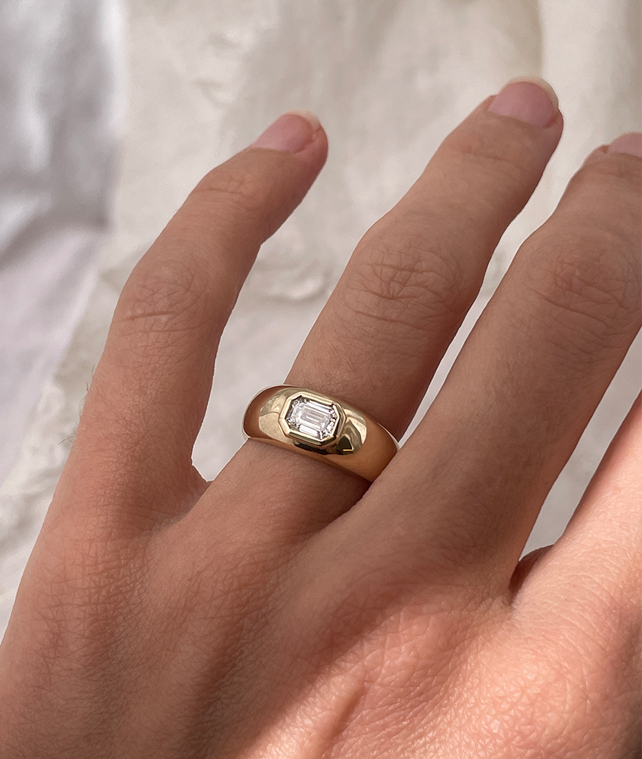 Chunky organic shaped gold ring with emerald cut diamond bezel set in centre. Handmade gold rings, engagement ring and wedding bands by RUUSK jewellery. Customise your ring online, made to order in solid Gold in Sydney.