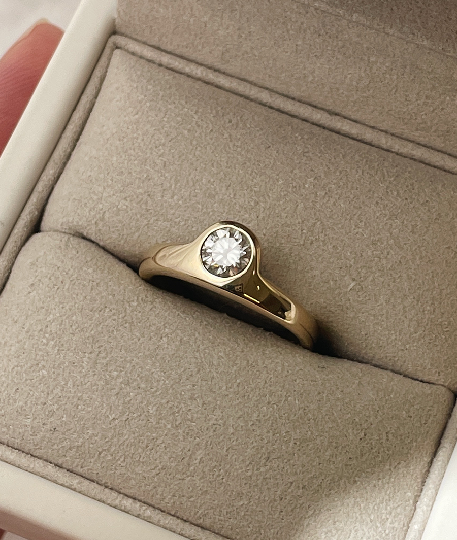 0.5ct Diamond Luna