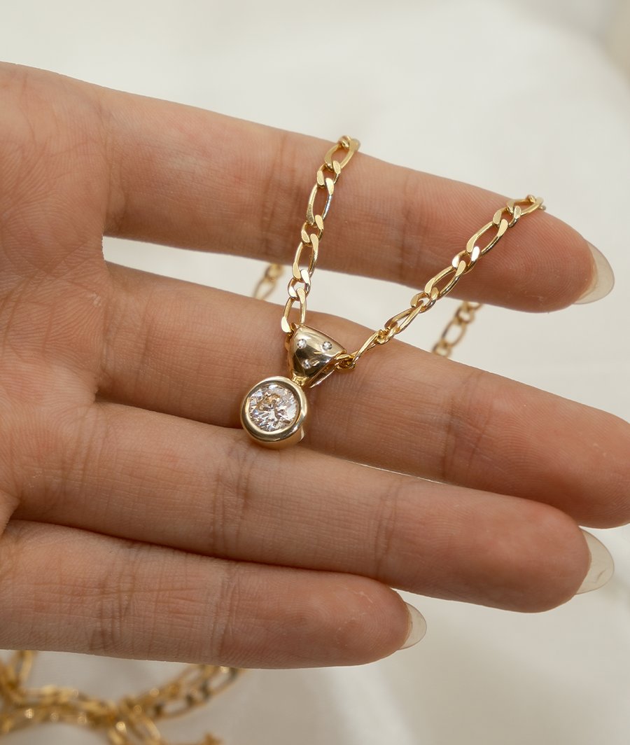 Aion Nebula Round Necklace