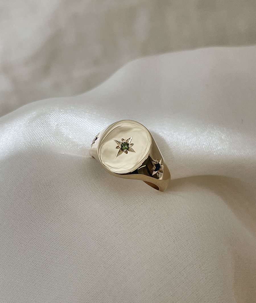 Artemis Classic Small Signet