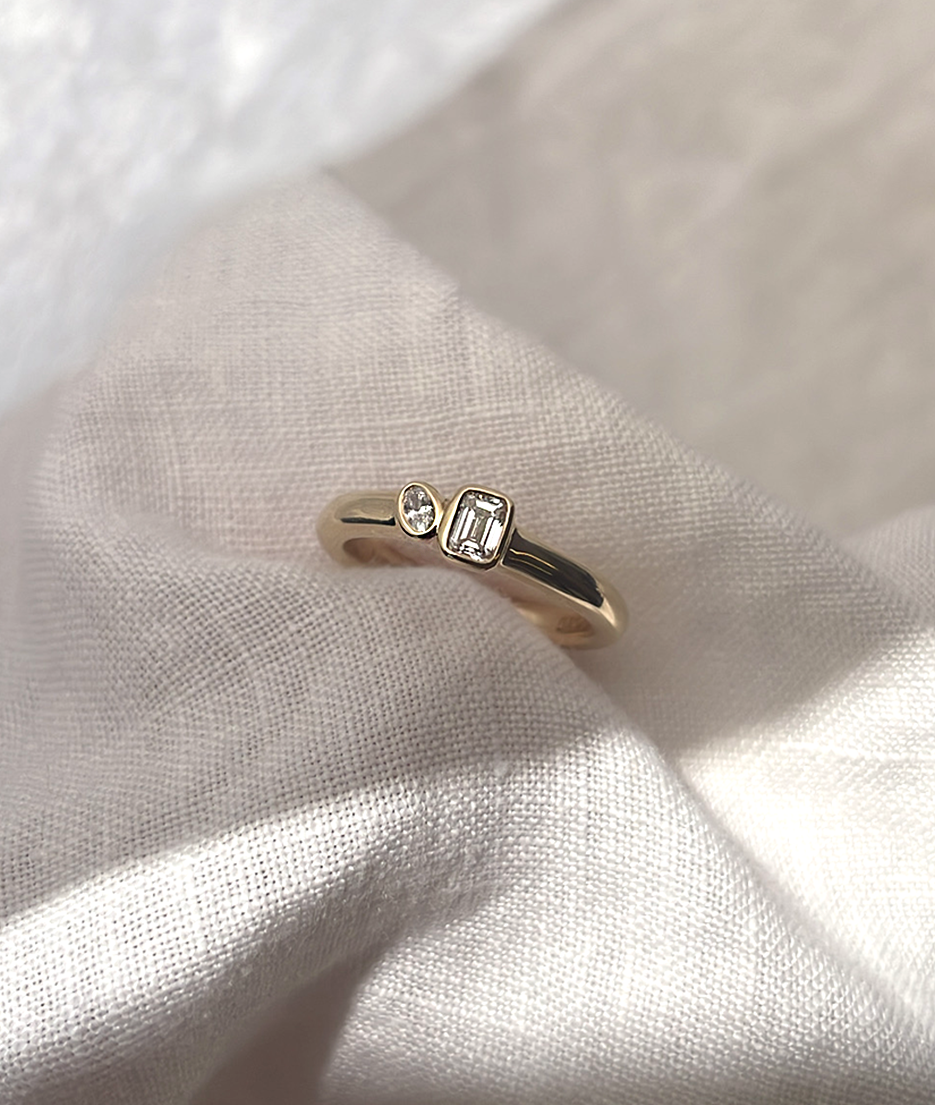 Mini Oval & Emerald Cut Toi et Moi