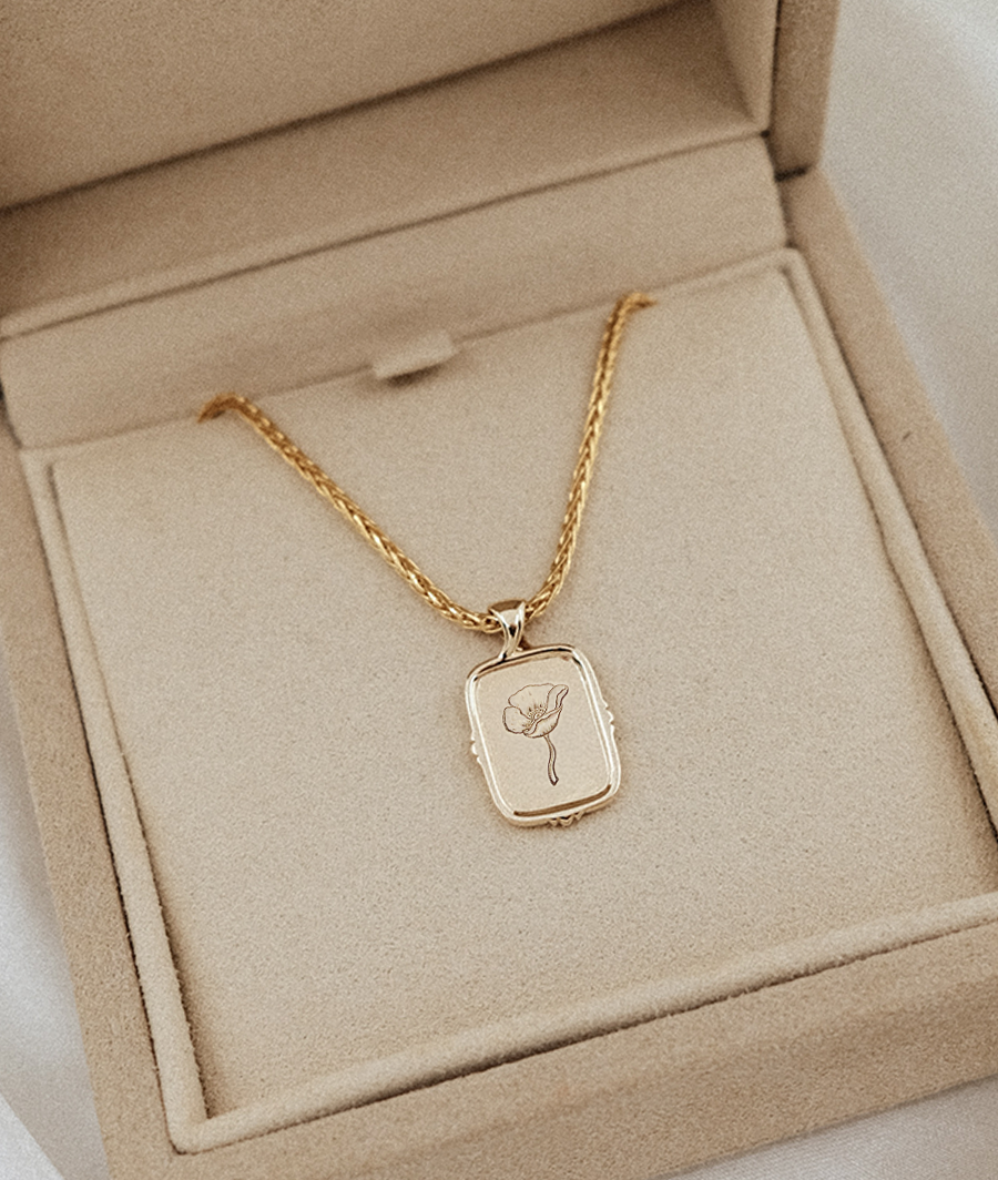 frame plain signet pendant necklace engraved with flower