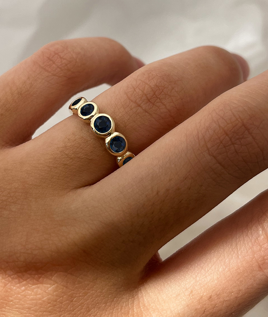 GradientSuns_Sapphire_OnHand