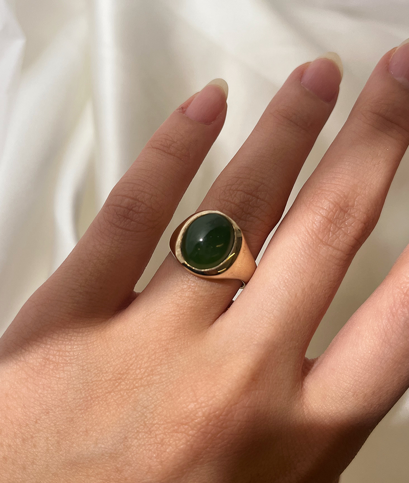 Jade Classic Signet ring