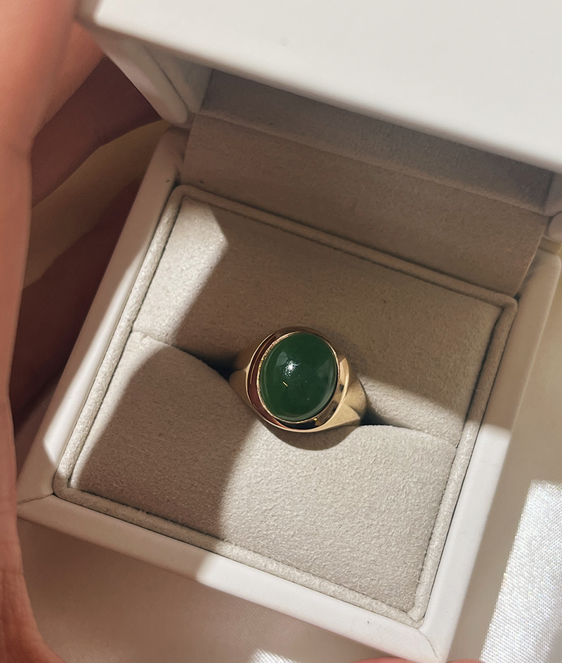 Jade Classic Signet ring