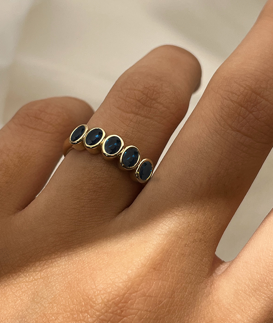 MediumOvalSuns_Sapphire_OnHand