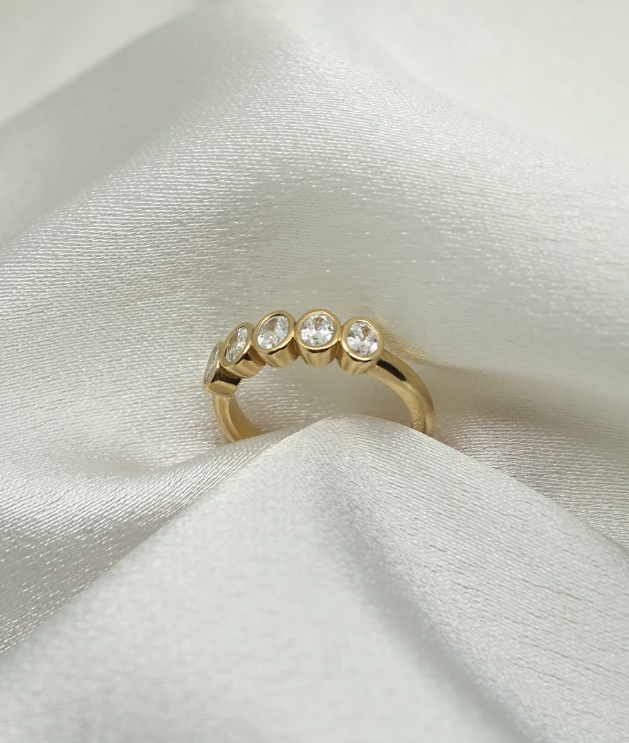 Oval Suns Ring