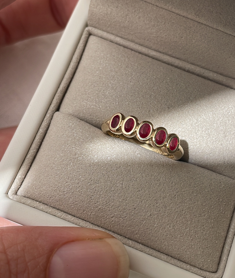 MiniOvalSuns_Ruby_InBox