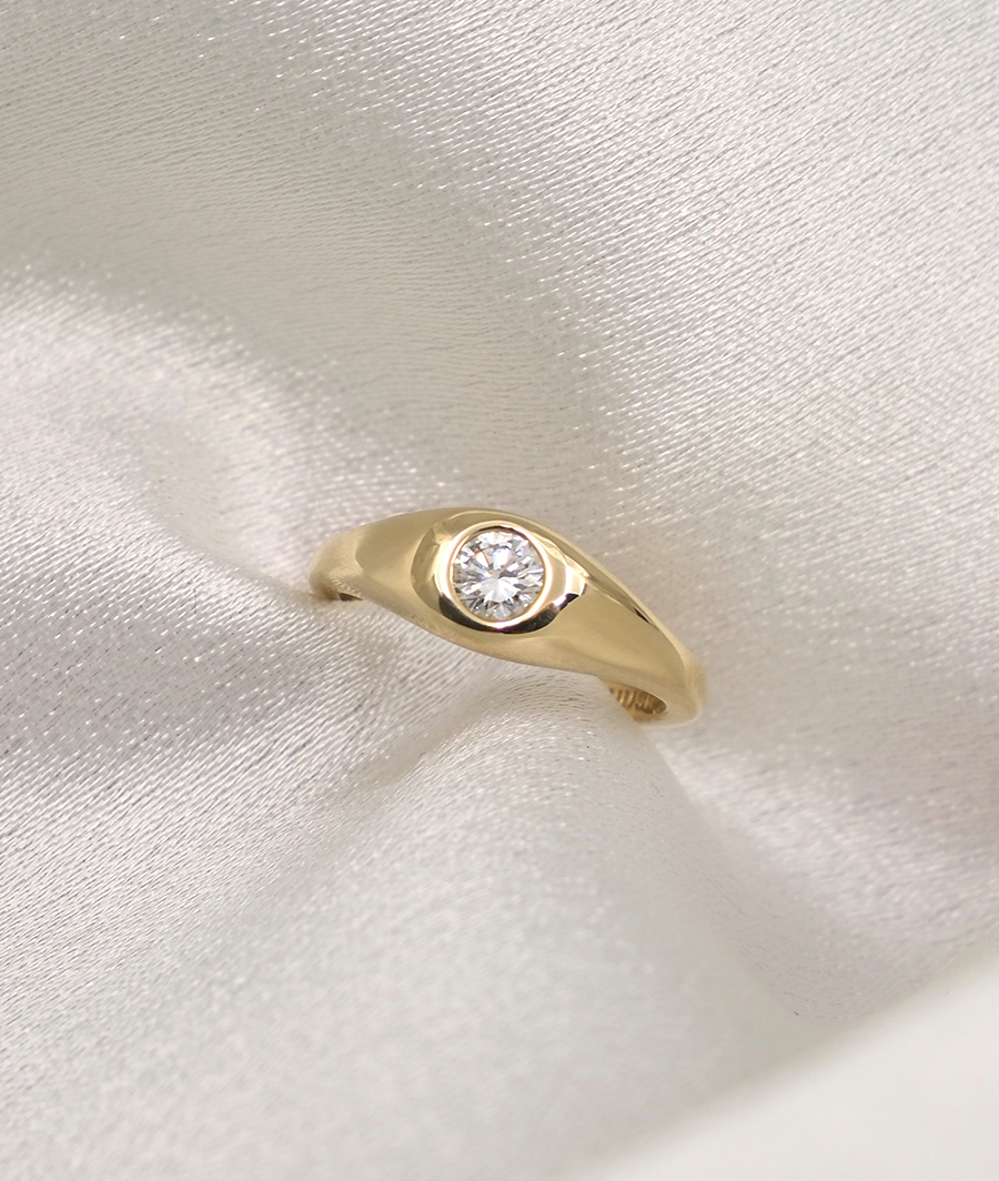 Monte Diamond Signet