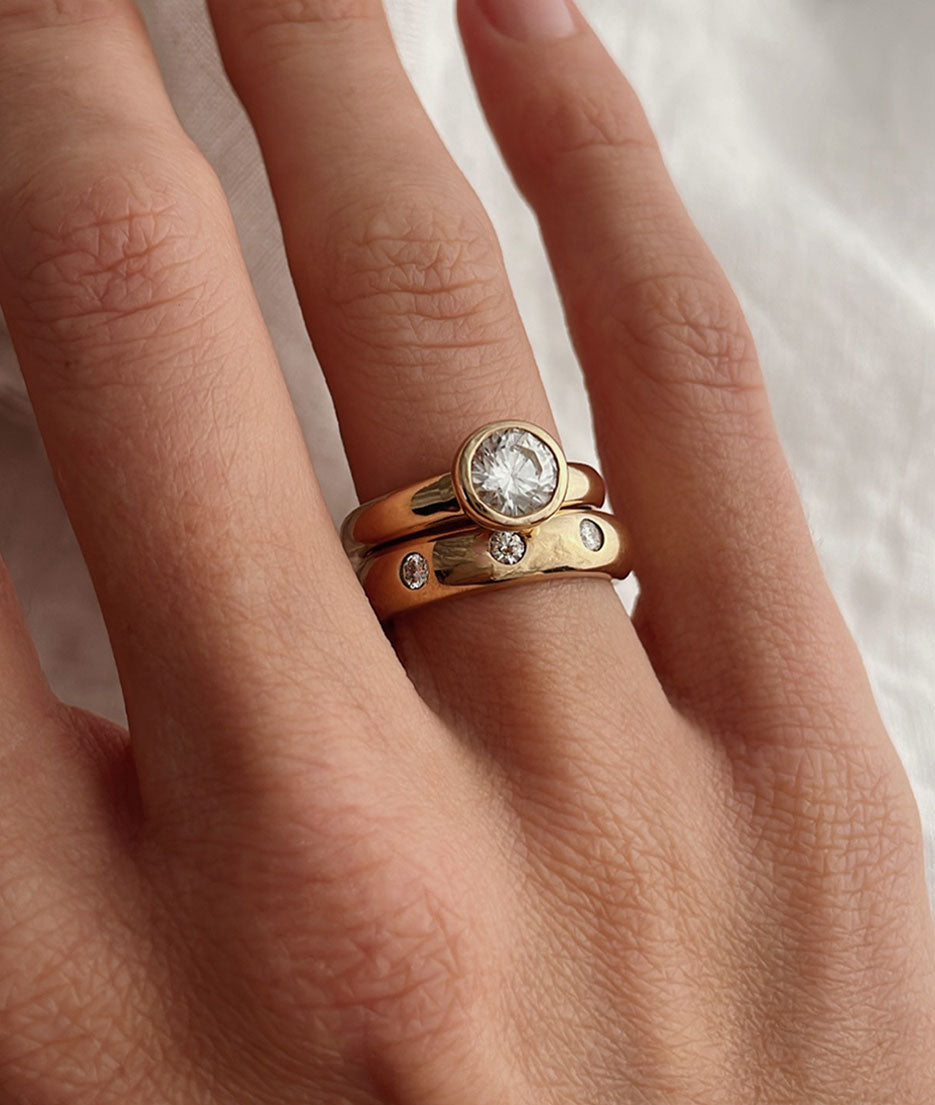 Moons 5mm Rounded Band