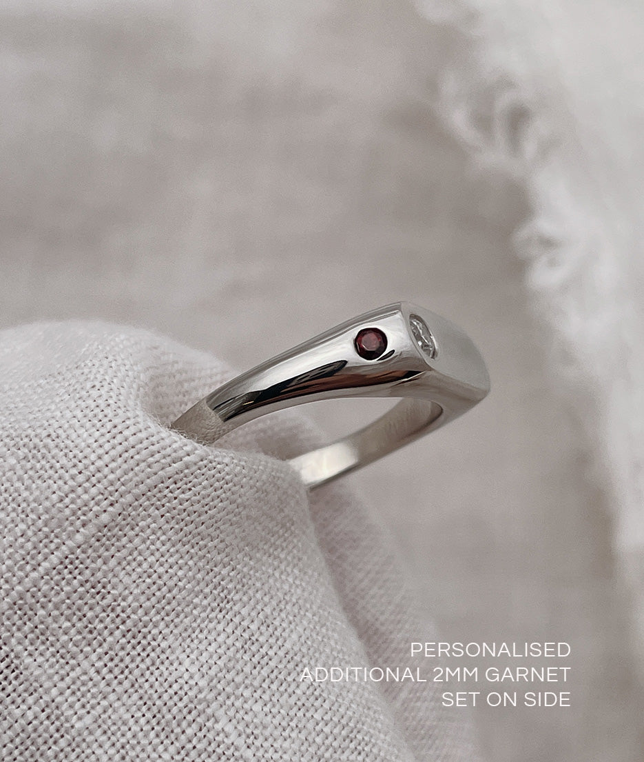 3mm Diamond Oval Signet