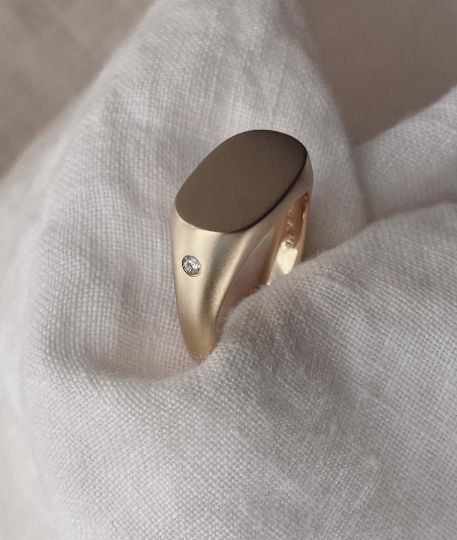 Men's Large Oval Signet