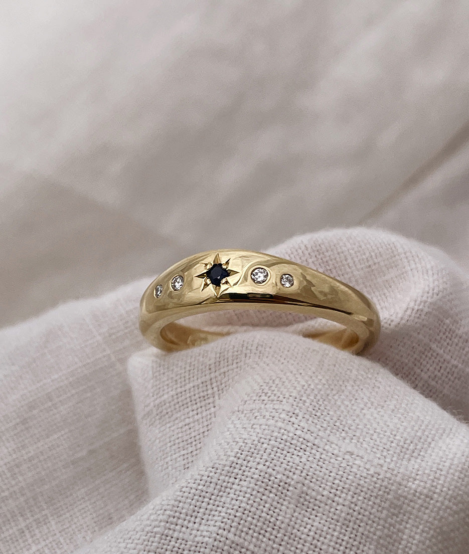 Star & Moons Collina
