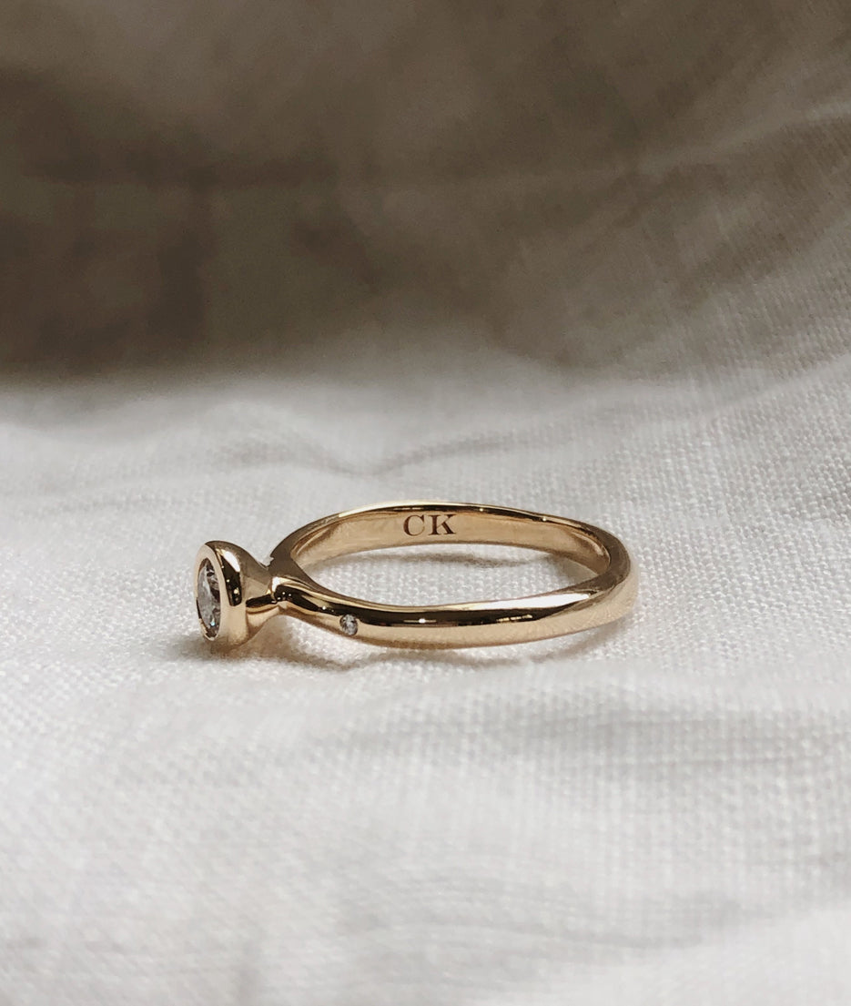 0.25ct Diamond Pebble Solitaire