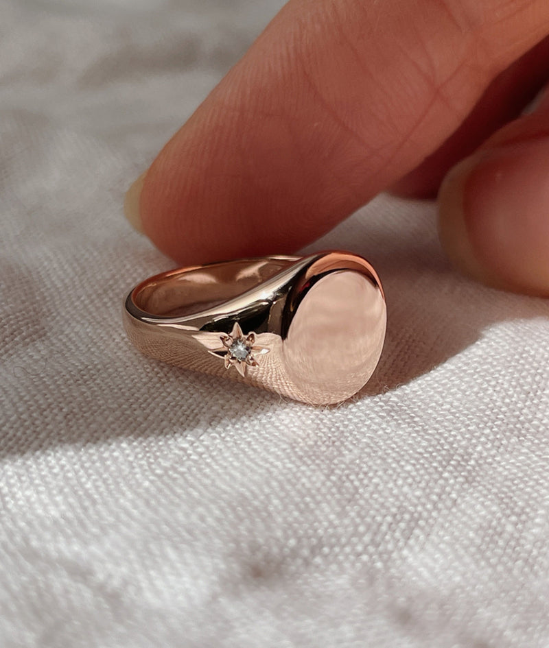 Side Star-set Small Signet ring