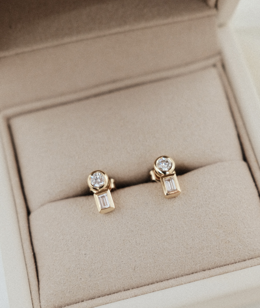 Relique Round & Baguette Studs