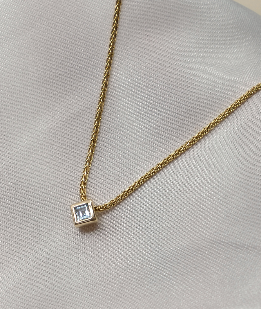 Relique Princess Slider Necklace