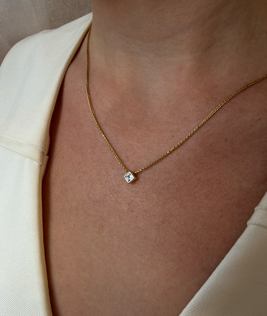 Relique Princess Cut Slider