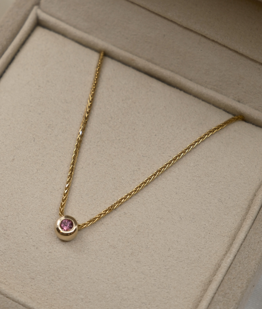 Relique Slider Round Necklace