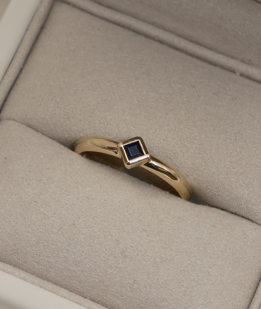 Relique Stacker Princess