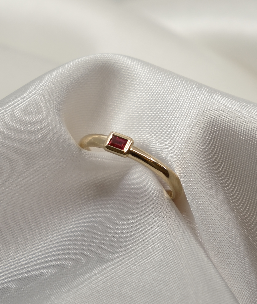 Relique Stacker Baguette