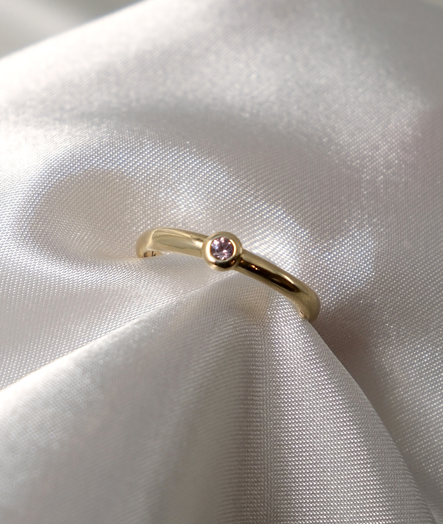 Relique Round Stacker