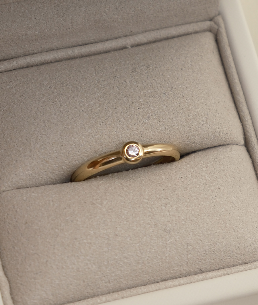 Relique Stacker Round