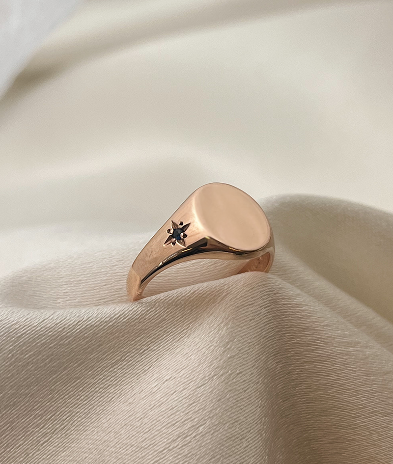 Rose Gold Star-set Small Signet