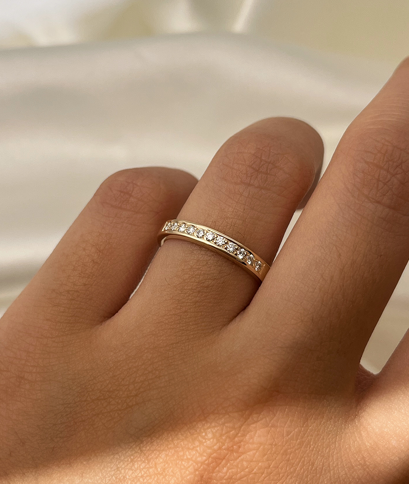 Shimmer Thin Square