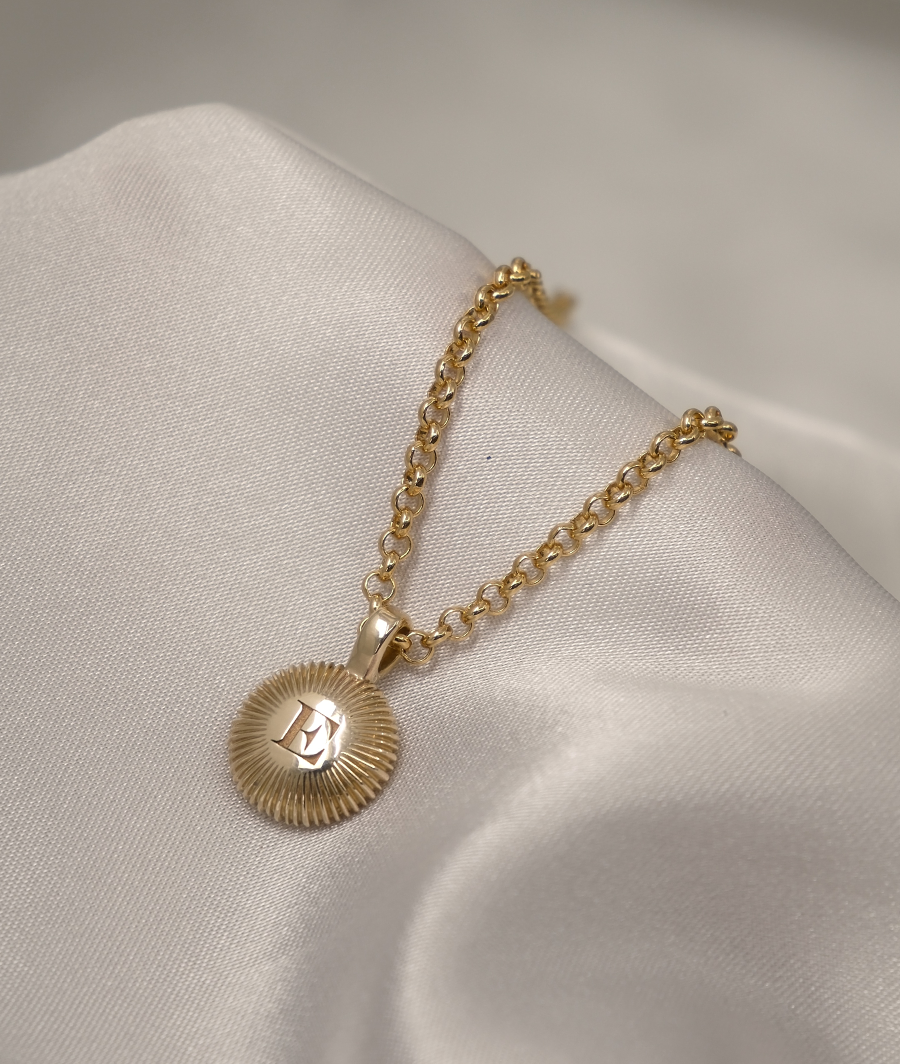 Talisman Large Plain Round Pendant Necklace