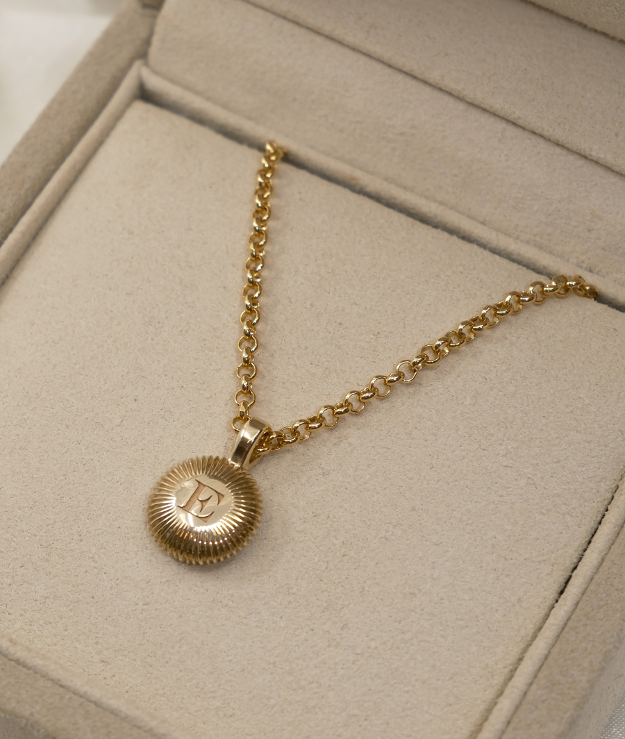 Talisman Large Plain Round Pendant Necklace