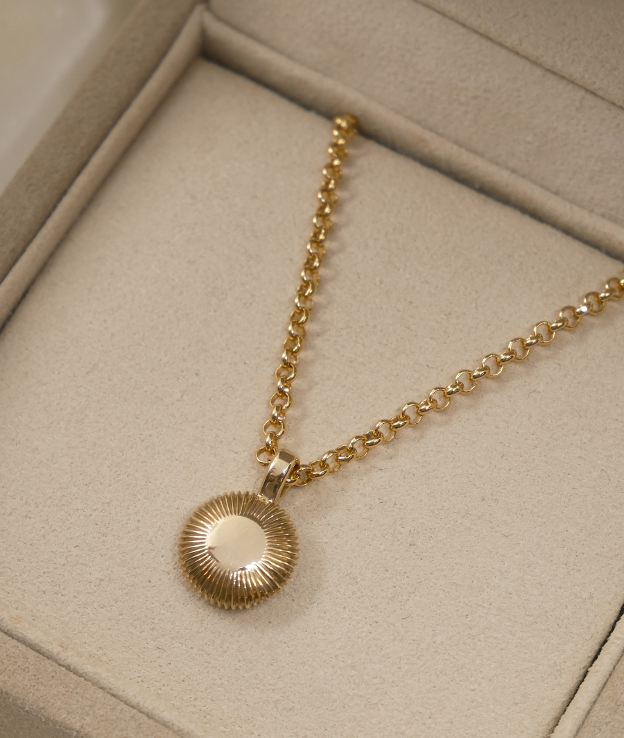 Talisman Large Plain Round Pendant Necklace