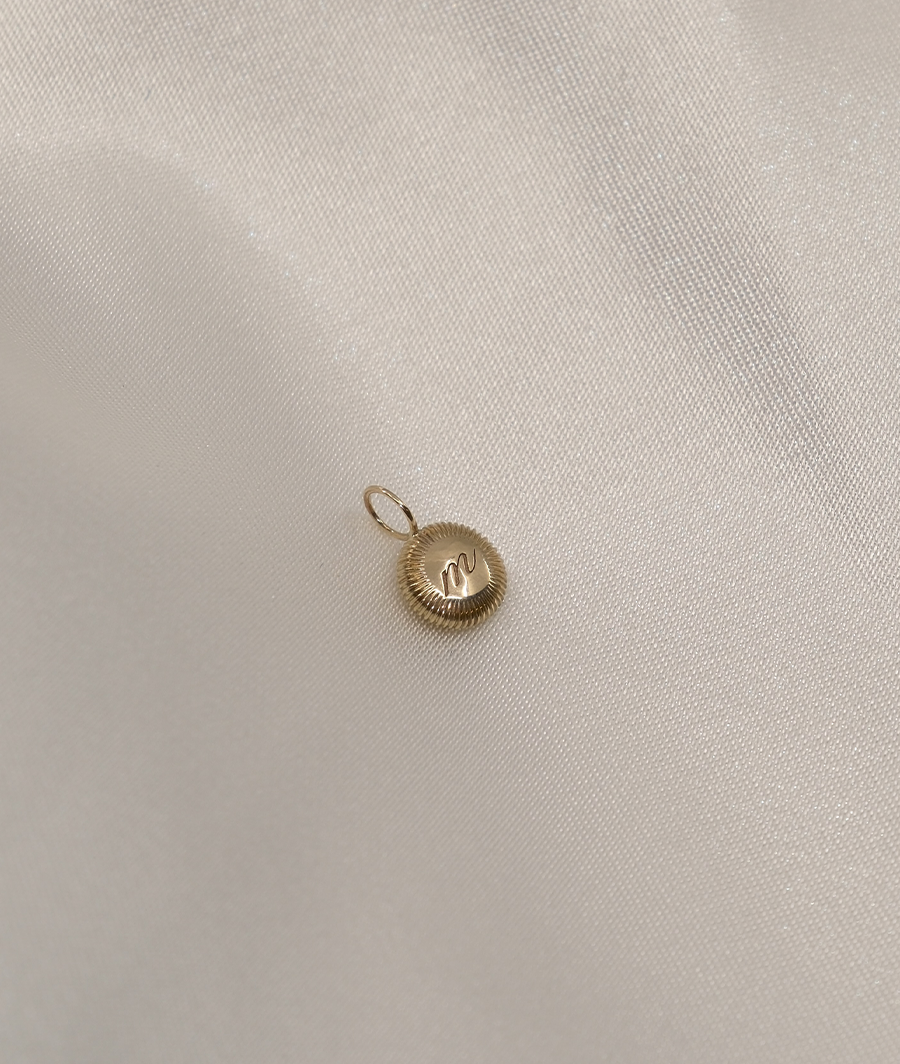 Talisman Pendant Necklace Plain Small