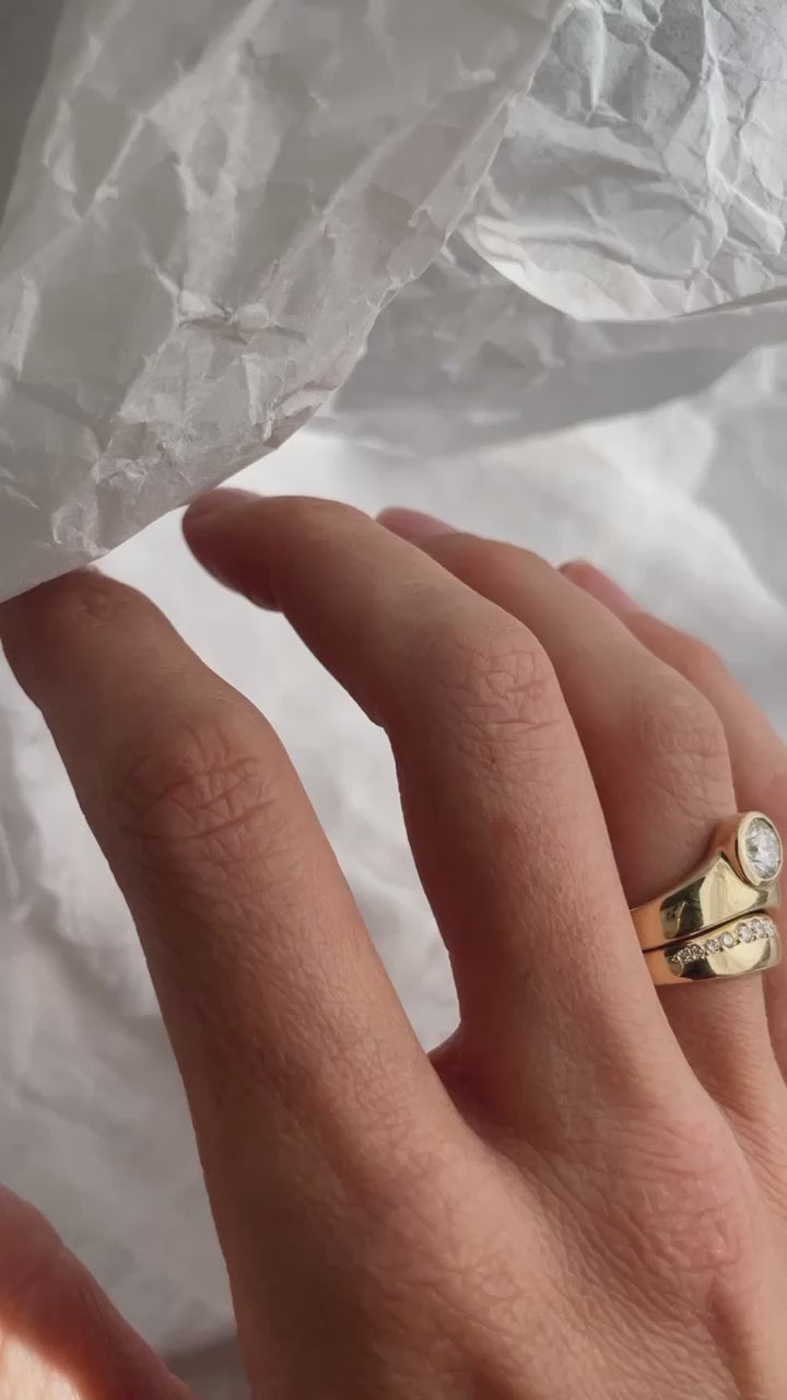 Load video: 0.85ct Diamond Monte