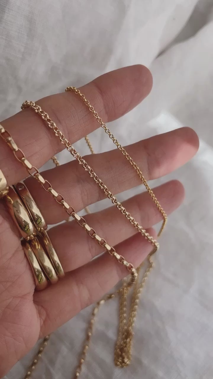 Load video: Medium Chain