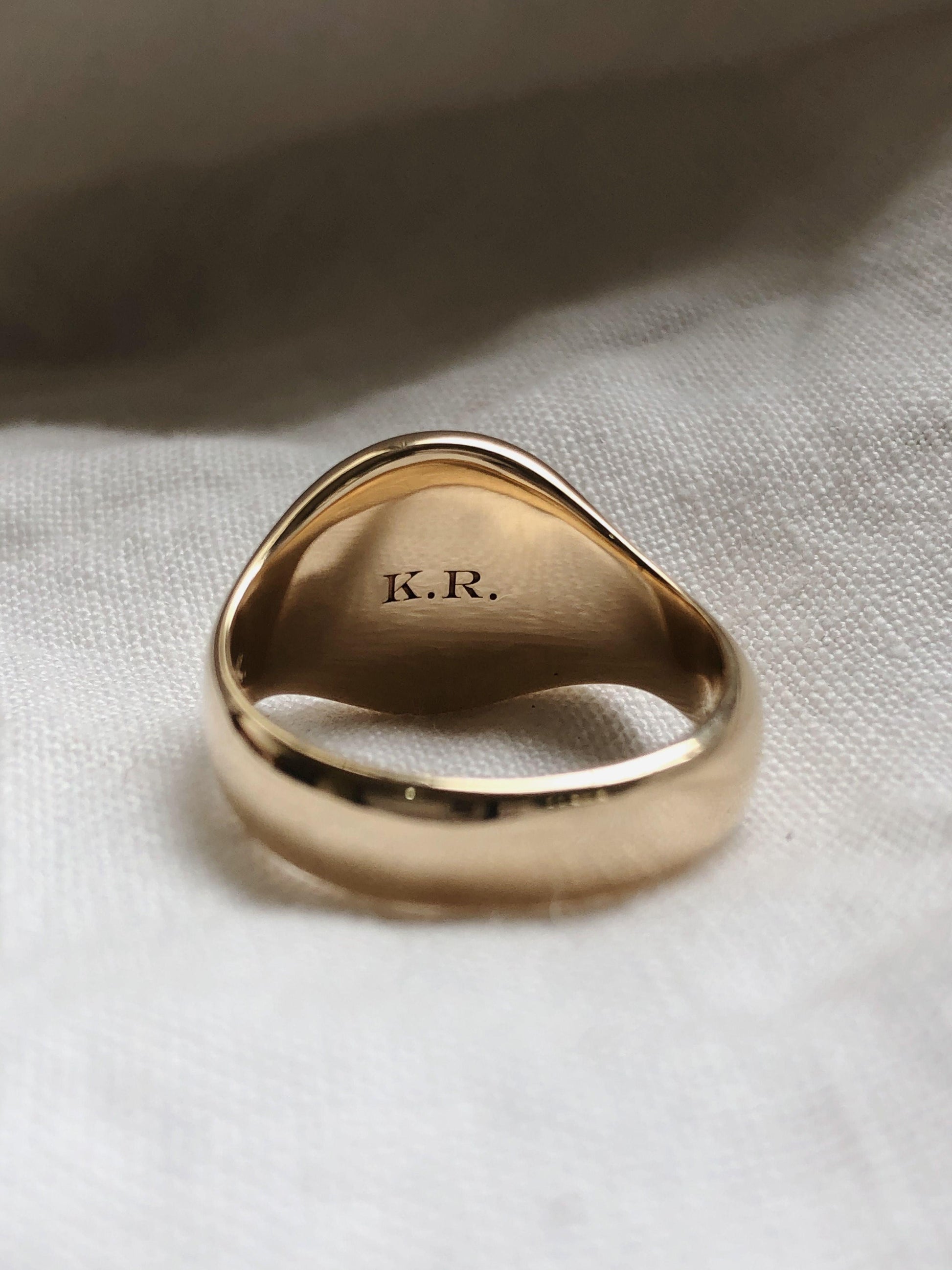 Men's Classic Signet ring - RUUSK