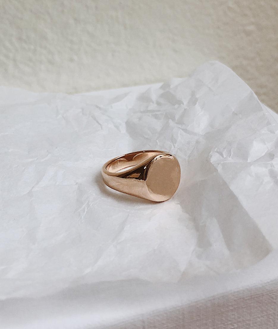 Small Signet ring - RUUSK