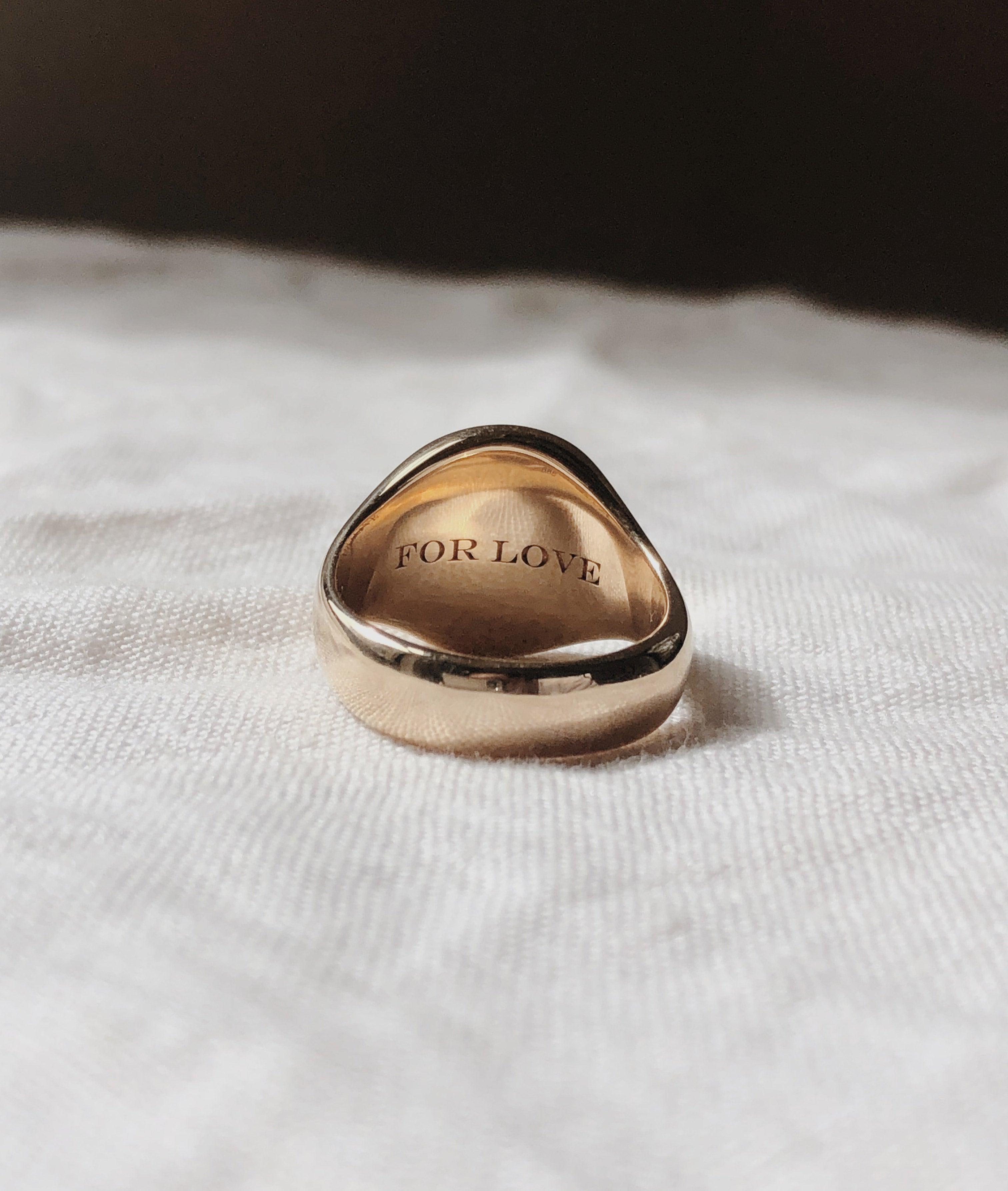 Moon & Star Classic Signet ring - RUUSK