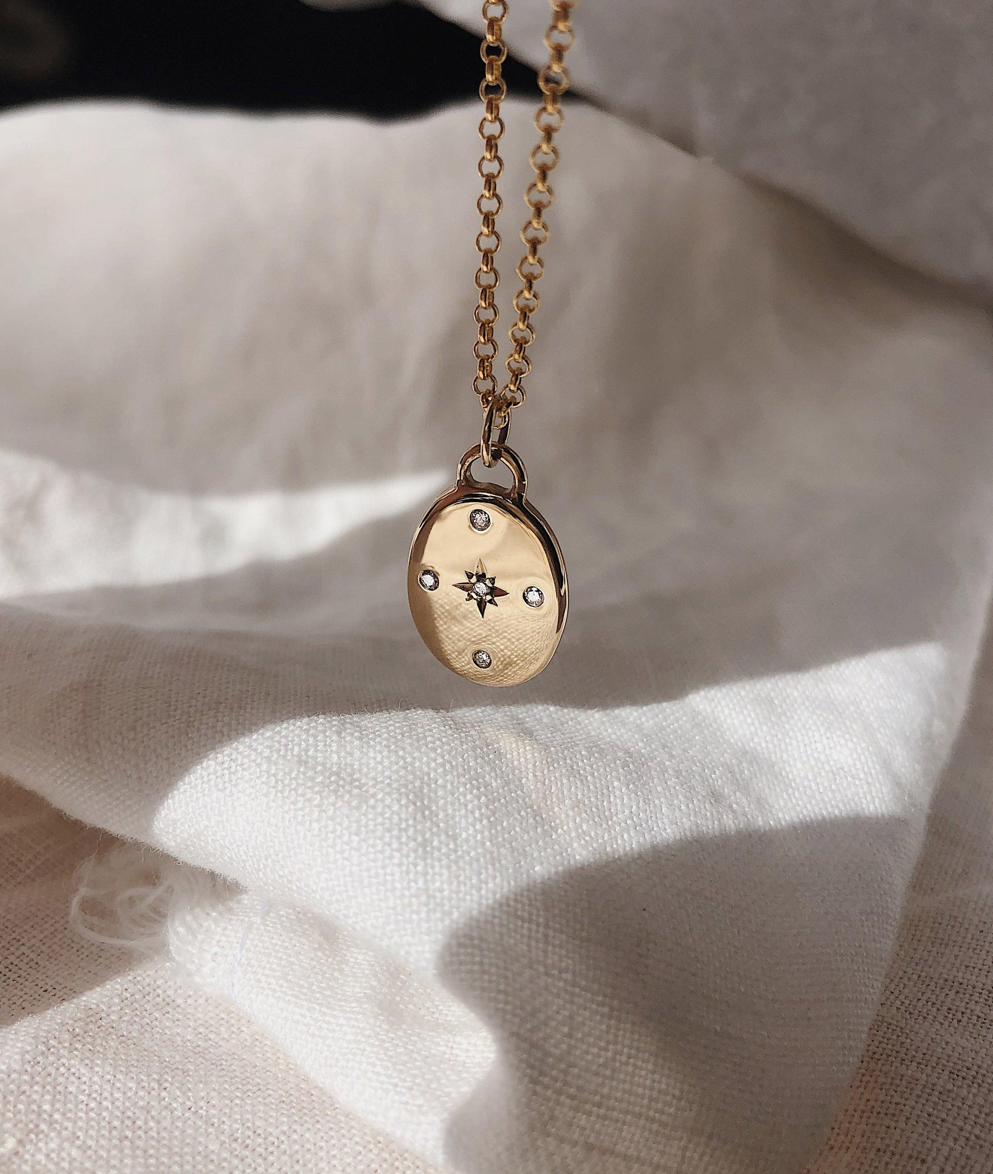 Compass Pendant necklace - RUUSK