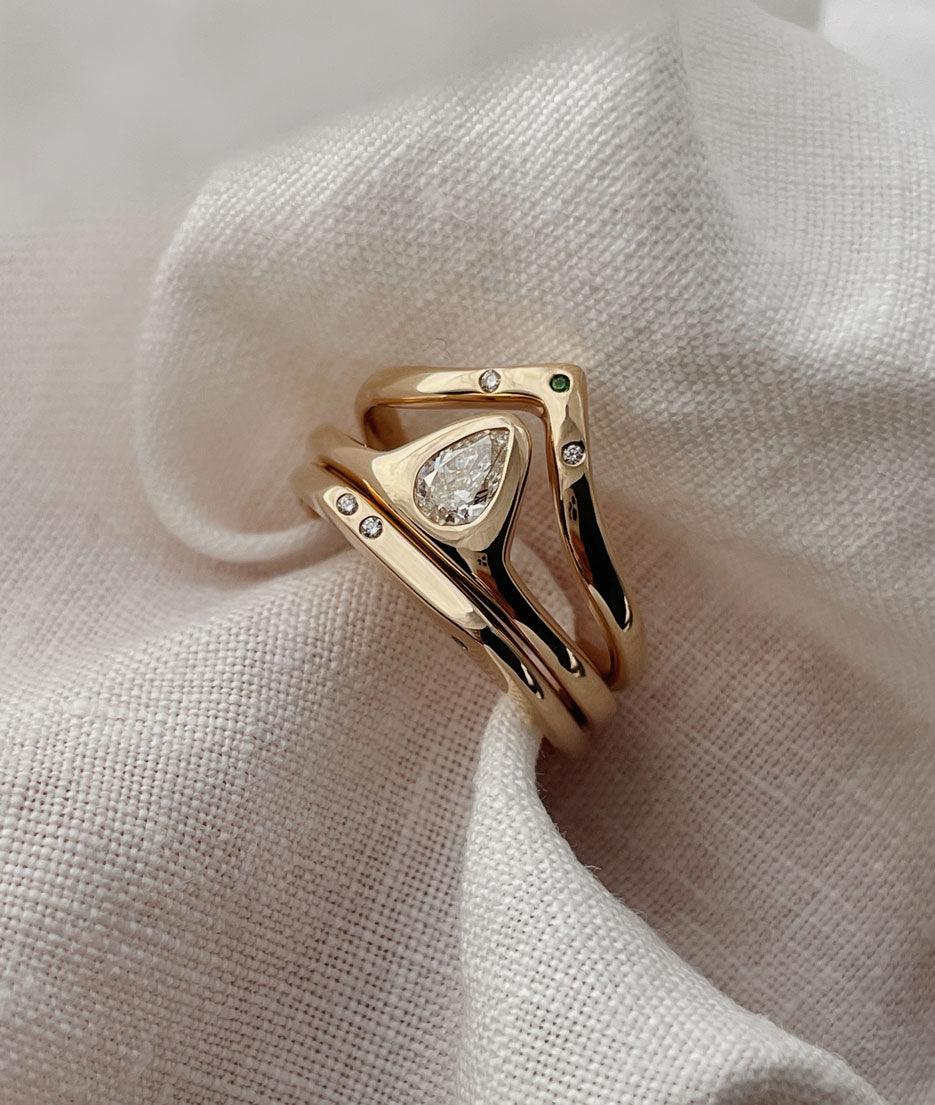 0.3ct Diamond Alma ring - RUUSK