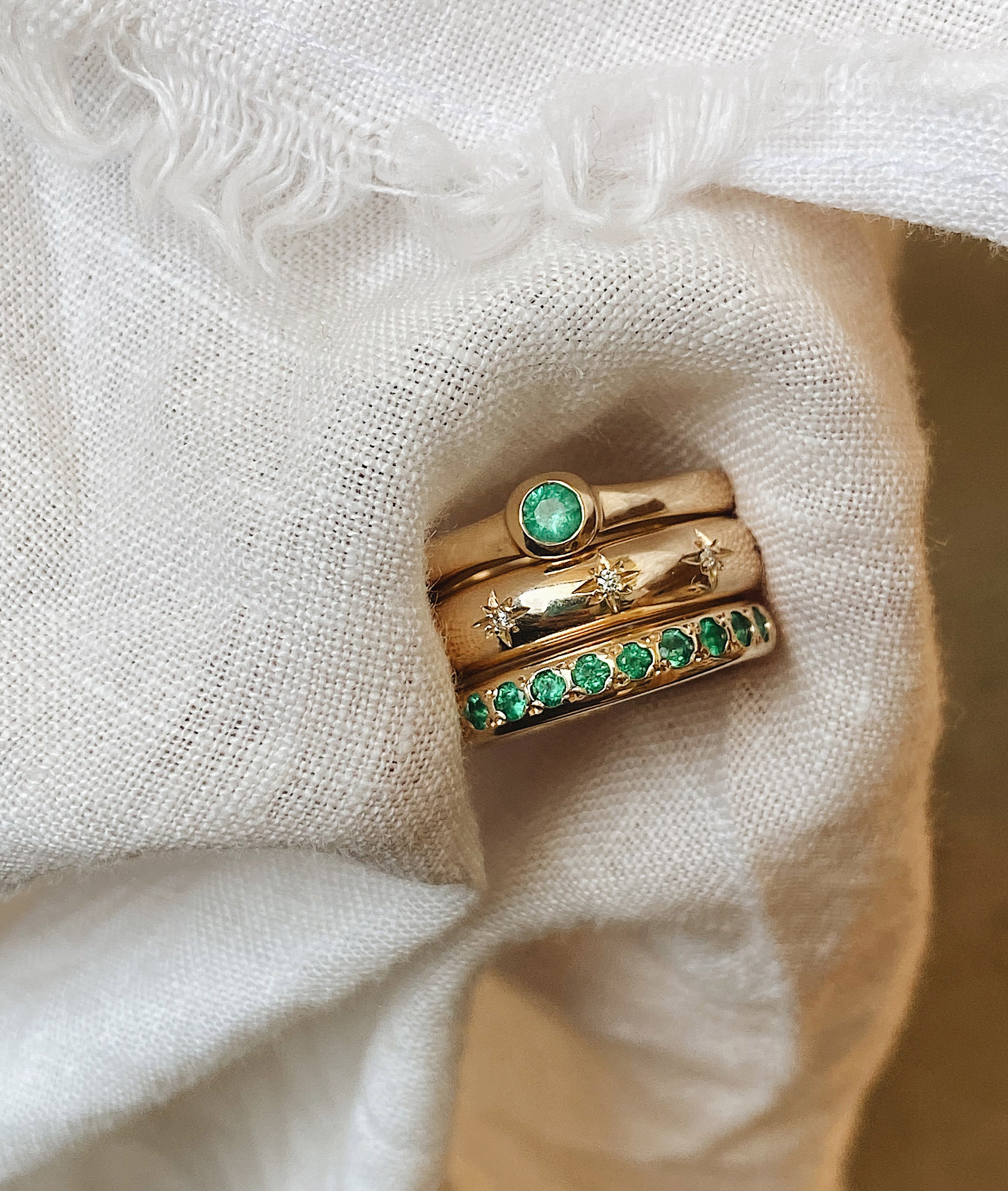 Emerald Mini Solitaire ring