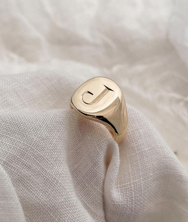 Hand Engraved Classic Signet ring