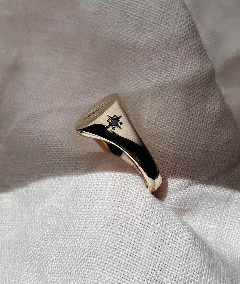 Hand Engraved Small Signet ring - RUUSK