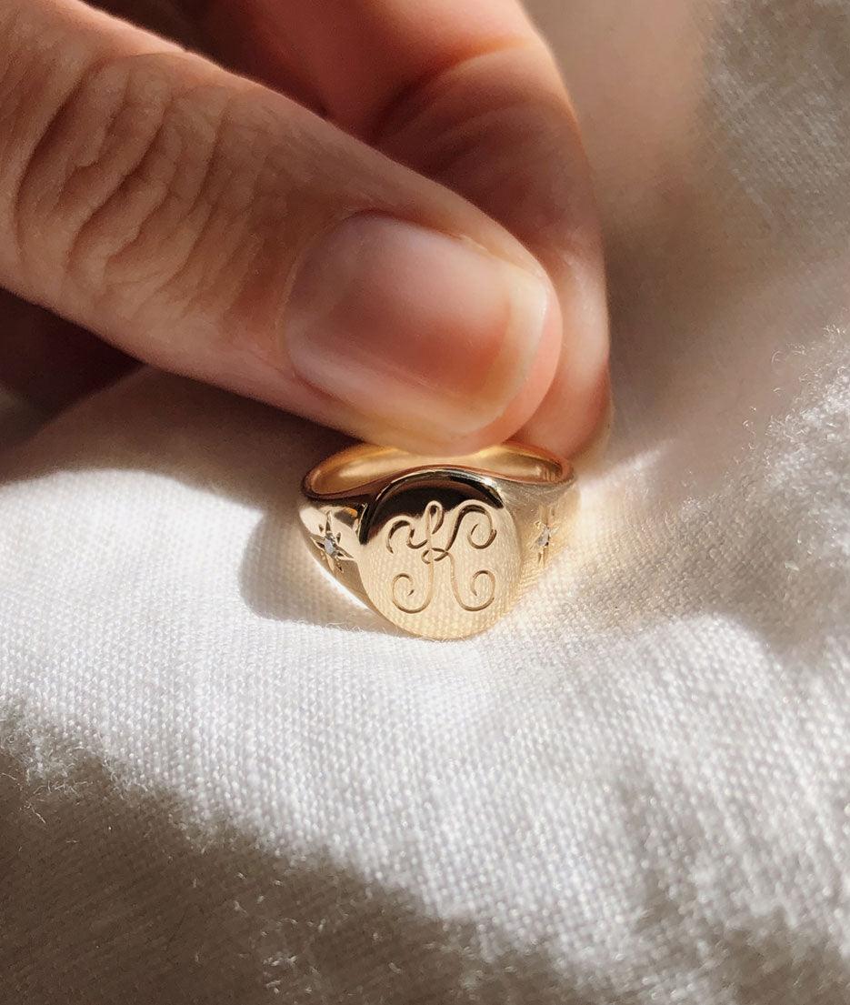Hand Engraved Small Signet ring - RUUSK