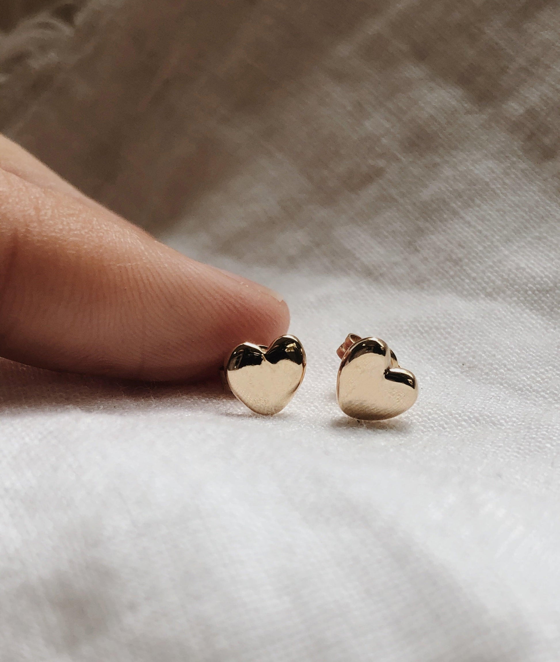 Yellow Gold Plain Heart Stud earrings - RUUSK