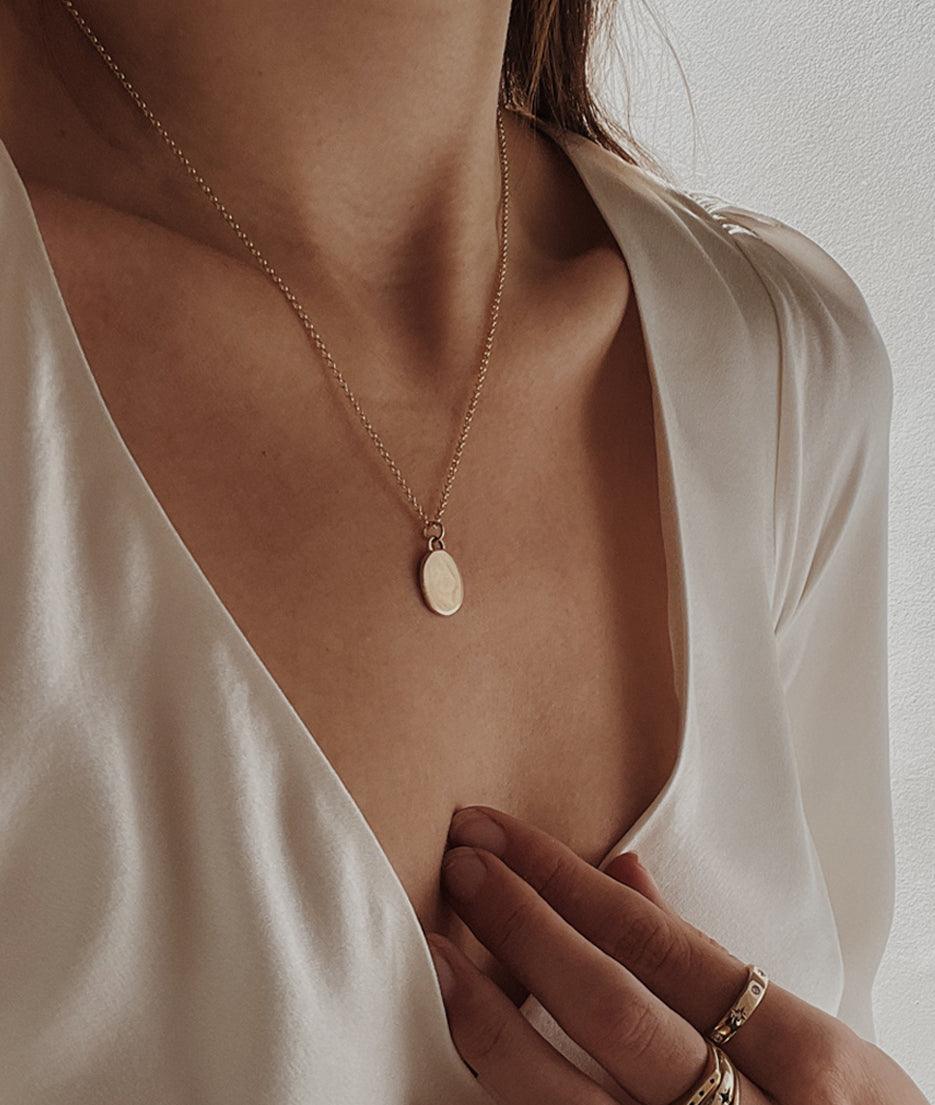 Plain Oval Pendant (without chain) - RUUSK
