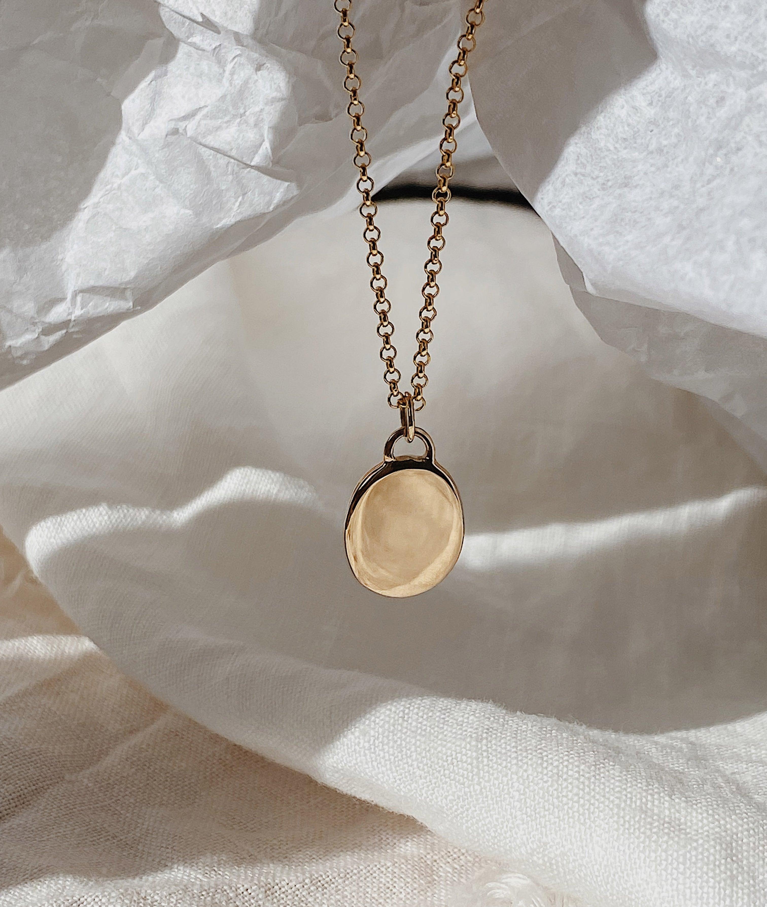 Plain Oval Pendant necklace - RUUSK